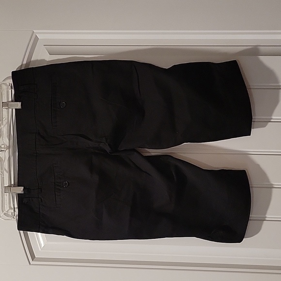 cassidy fit knee length stretch shorts 8 - Picture 2 of 6